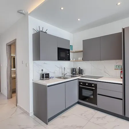 Apartment 2br Sea View With Terrace Across Road Ac St Julians Malta *